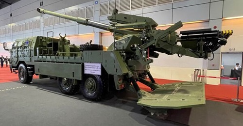 The Royal Thai Army's M758 Autonomous Truck-Mounted Gun (pictured above) and the Autonomous Truck-Mounted Mortar are assembled by the RTA's production facility in Lopburi, central Thailand.