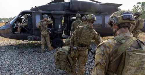 The Australian government is seeking the expedited delivery of its ordered Sikorsky UH-60Ms to “minimise capability gaps”, according to Deputy Prime Minister Richard Marles.