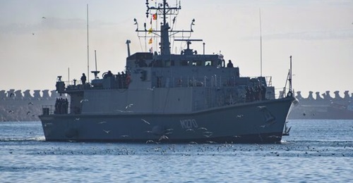 The Romanian Navy's first Sandown-class minehunter arrives at the Port of Constanta on 19 December 2023.