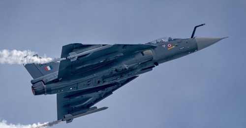 The IAF seeks to acquire the Tejas Light Combat Aircraft Mk 1A to replace its ageing MiG-21 fleet. The Mk 1A has a greater payload and fuel capacity than the earlier Mk 1 aircraft (pictured), plus improved avionics and cockpit features.