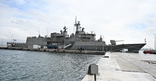 The Hellenic Navy's frigate 
        
         is pictured at Salamis Naval Station prior to departing for the Red Sea on 26 February.