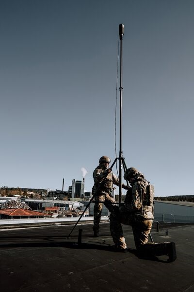 Saab's Sirius Compact passive manportable EW system has started series production.