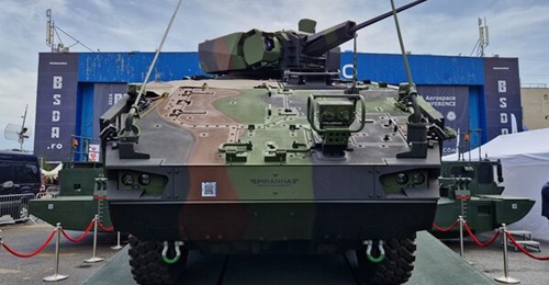 Three Piranha 5 IFVs were displayed at BSDA, including this one perched atop a section of the GDELS M3 amphibious bridge.