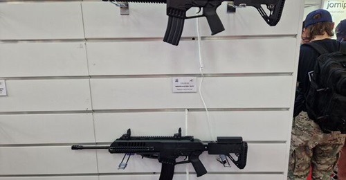 Two configurations of the CN-22 were displayed on ROMARM's stand at BSDA 2024 - a medium version with a shorter 13.5 inch barrel (top) and a standard version with a 16 inch barrel (bottom).