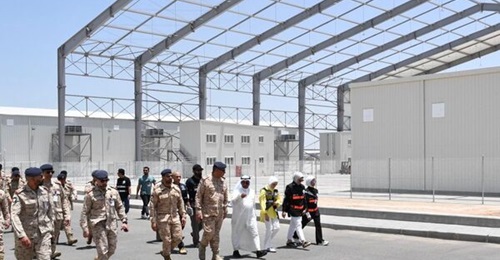 Kuwaiti Chief of Staff Lieutenant General Bandar Al-Muzain inspects the new Abdullah al-Mubarak Air Base site.