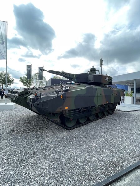 The Bundeswehr's Puma S1 IFV, featuring the DedroneSensor RF-300 UAV detector, at Eurosatory 2024. The sensor is integrated on the vehicle's turret, next to the new MUSS Jammer Head, part of MUSS 2.0, from Hensoldt.