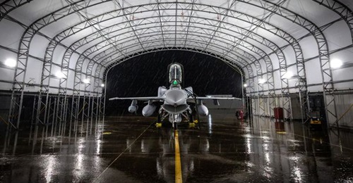Lockheed Martin's proposal of the F-16V Block 70/72 aircraft to Thailand includes a highlight of the aircraft's extended service life, extended range (due to conformal fuel tanks), and new avionics such as the APG-83 AESA radar.