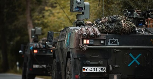 The BAAINBw has awarded KNDS Deutschland a contract to upgrade the German Army's Fennek reconnaissance vehicles.