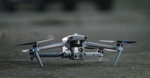 Pictured is the Autel Evo Max 4T by Autel Robotics. This, along with other UAVs in the company's product line, features comparable SWaP and payload requirements to those stipulated in the tender and are widely deployed in Ukraine.