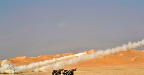 M142 HIMARS of the UAE's 97th Heavy Artillery Regiment during a live-fire exercise with the US Army on 1 October 2013.