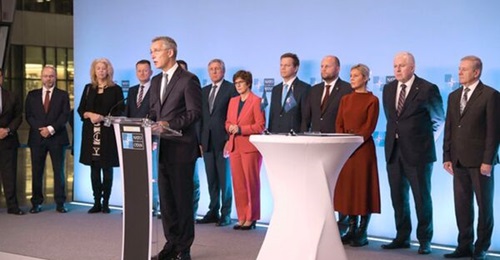Seventeen defence ministers signed an LOI to develop the NATO Innovation Fund during in a ceremony hosted by NATO Secretary General Jens Stoltenberg (at podium) on 22 October.