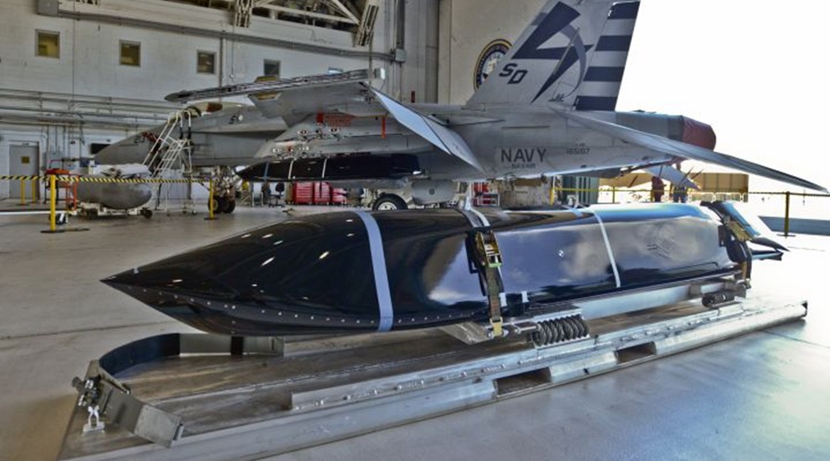 Lockheed Martin anticipates USN LRASM F/A-18 flight tests to begin in early 2019.