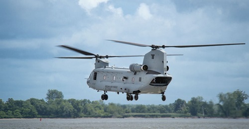 One of the Chinook helicopters for the IAF is seen here during pre-delivery trials. The first four of 15 such rotorcraft arrived in India on 10 February.