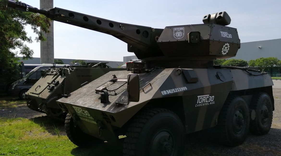 The Cascavel NG shown with a TORC30 weapon system.