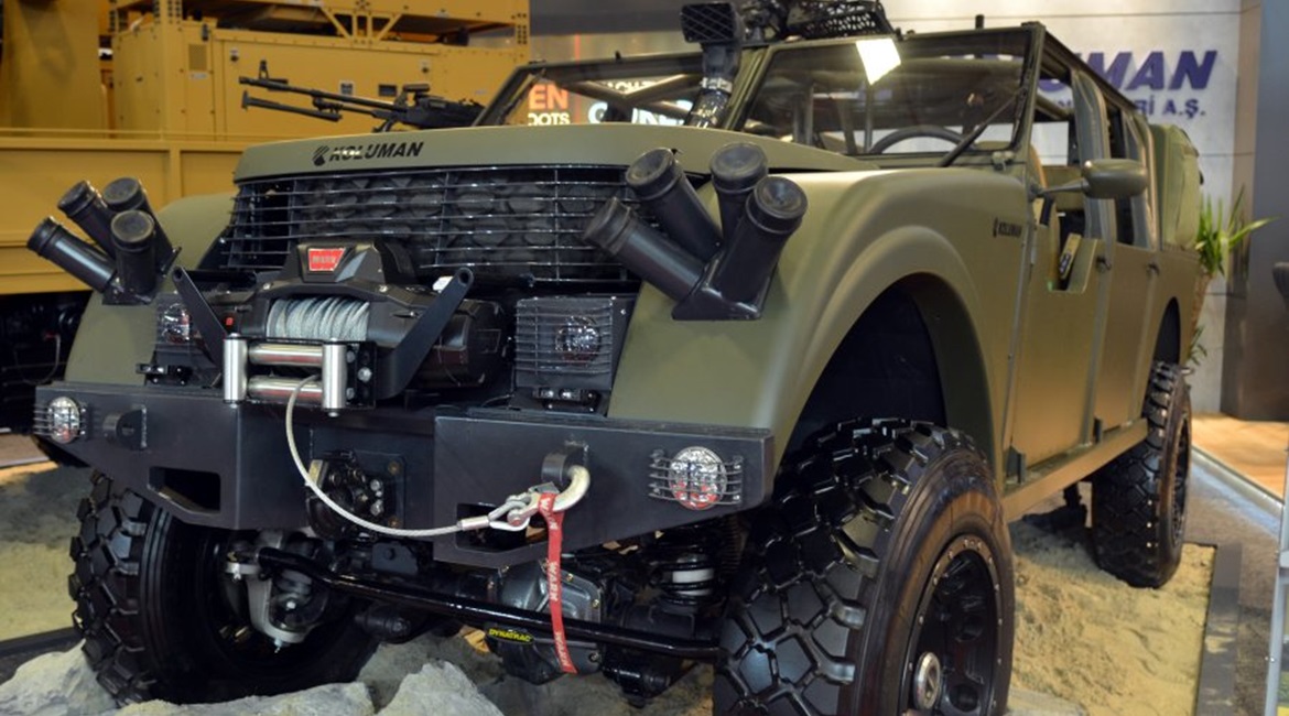 A first example of the LSA4 4×4 light strike vehicle is armed with a roof-mounted 12.7 mm MG, 7.62 mm MG to right of the driver, and electrically operated smoke grenades.