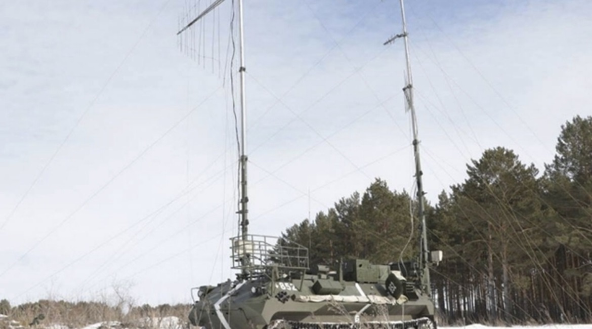 The R-330BMV vehicle is one of the elements of the Borisoglebsk-2 EW system.