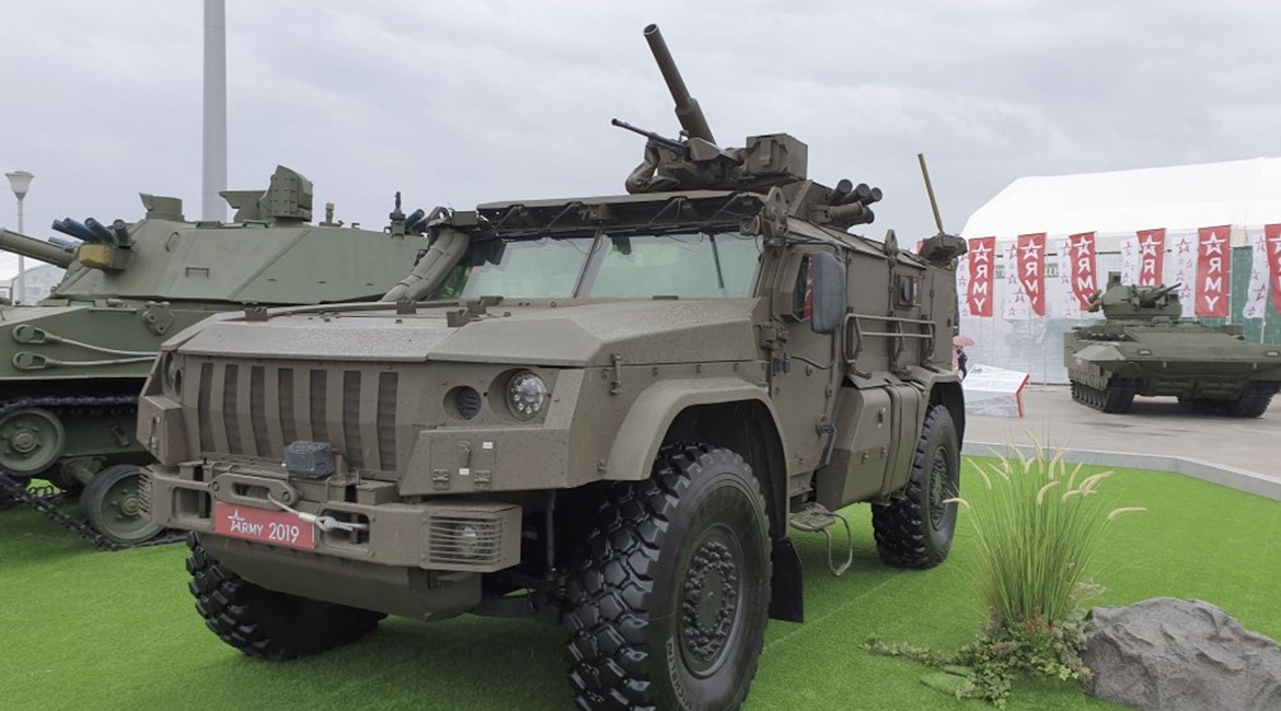 UVZ subsidiary TsNII Burevestnik unveiled the 2S41 Drok 82 mm self-propelled mortar at Army 2019.