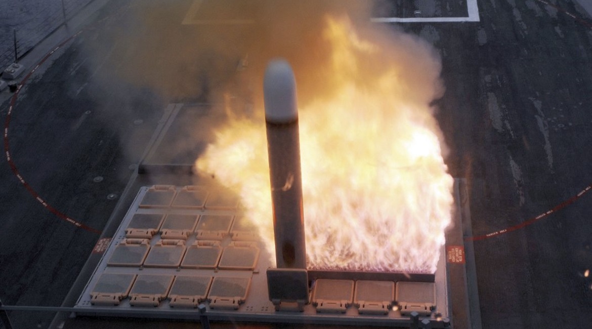 A Block IV Tactical Tomahawk SLCM is test-fired from the Mk 41 VLS onboard the USN's Arleigh Burke-class guided-missile destroyer USS 
        
        . There is debate over whether converting Tomahawk missiles for land-based deployment would...