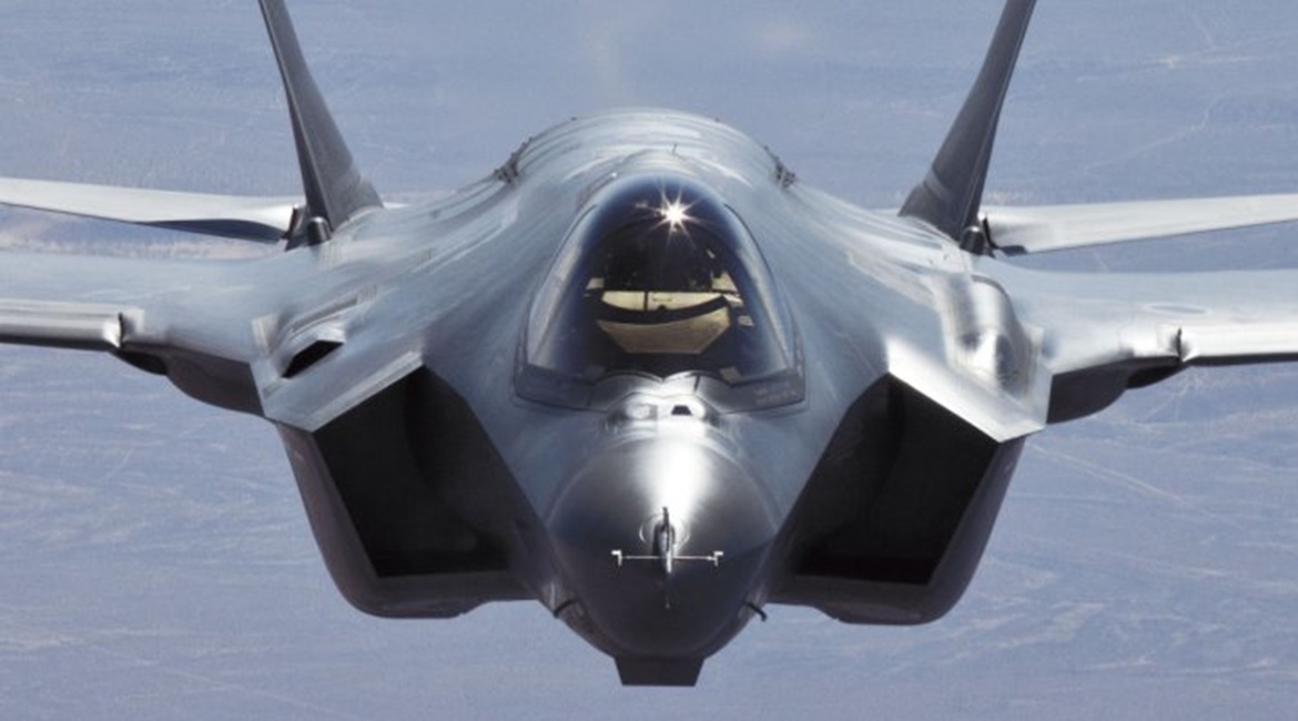 Australia and the US have said they are looking to deepen supply chain links on major military projects such as the Lockheed Martin F-35 Joint Strike Fighter programme.