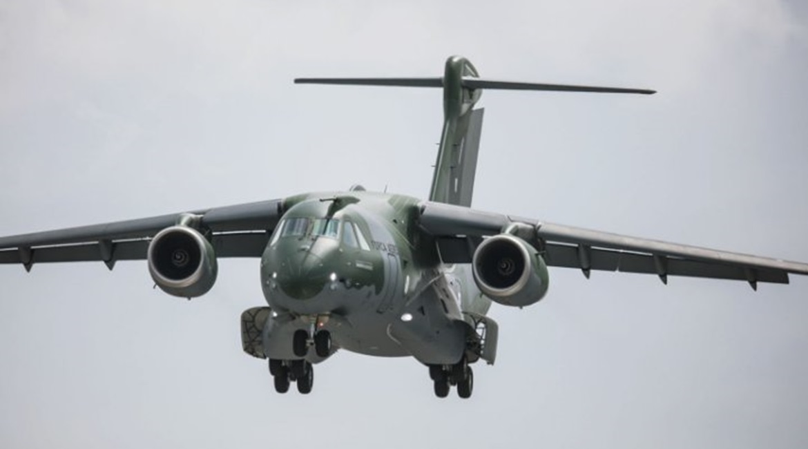 Portugal signed a contract with Embraer for five KC-390 multi-mission transport aircraft on 22 August.