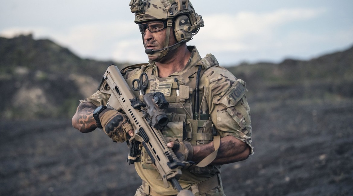GD-OTS's RM277 is nearly the same weapon for the NGSW-R and NGSW-AR requirements. Both use a bullpup design and box magazines.