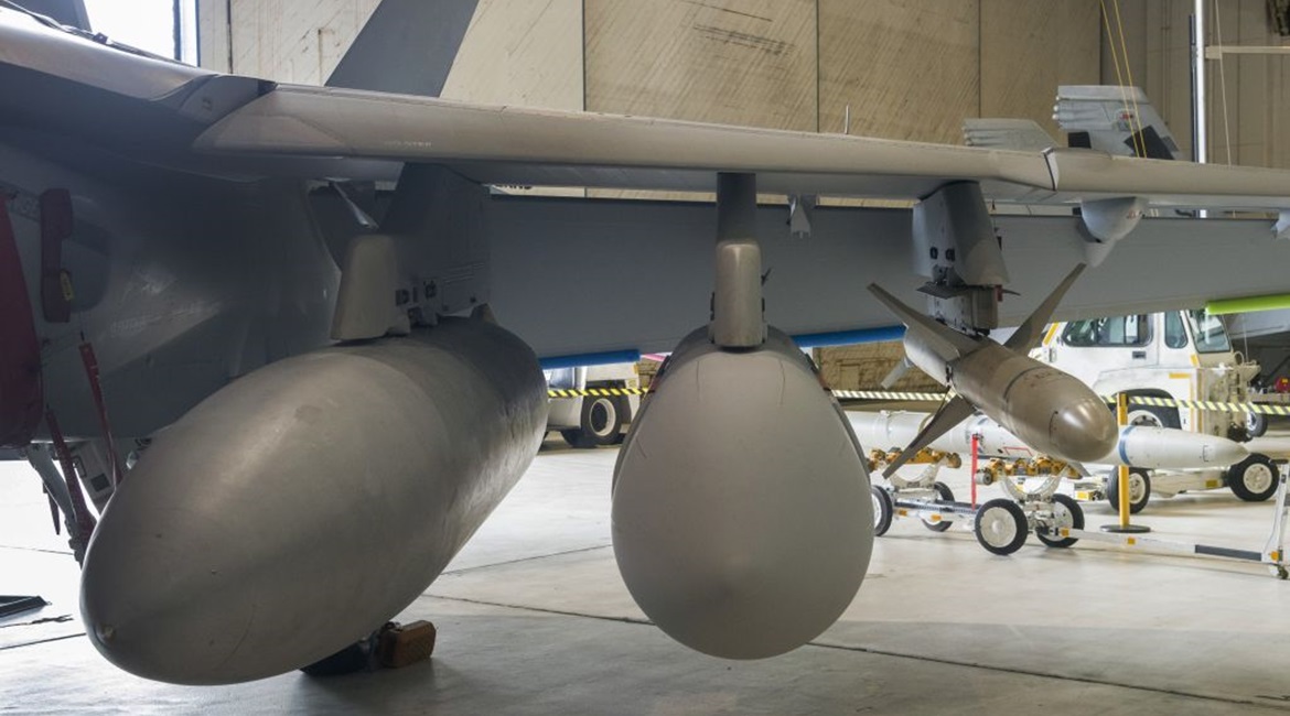 The Raytheon Next Generation Jammer (NGJ) Mid-Band pod seen on the centre wing pylon on the EA-18 Growler