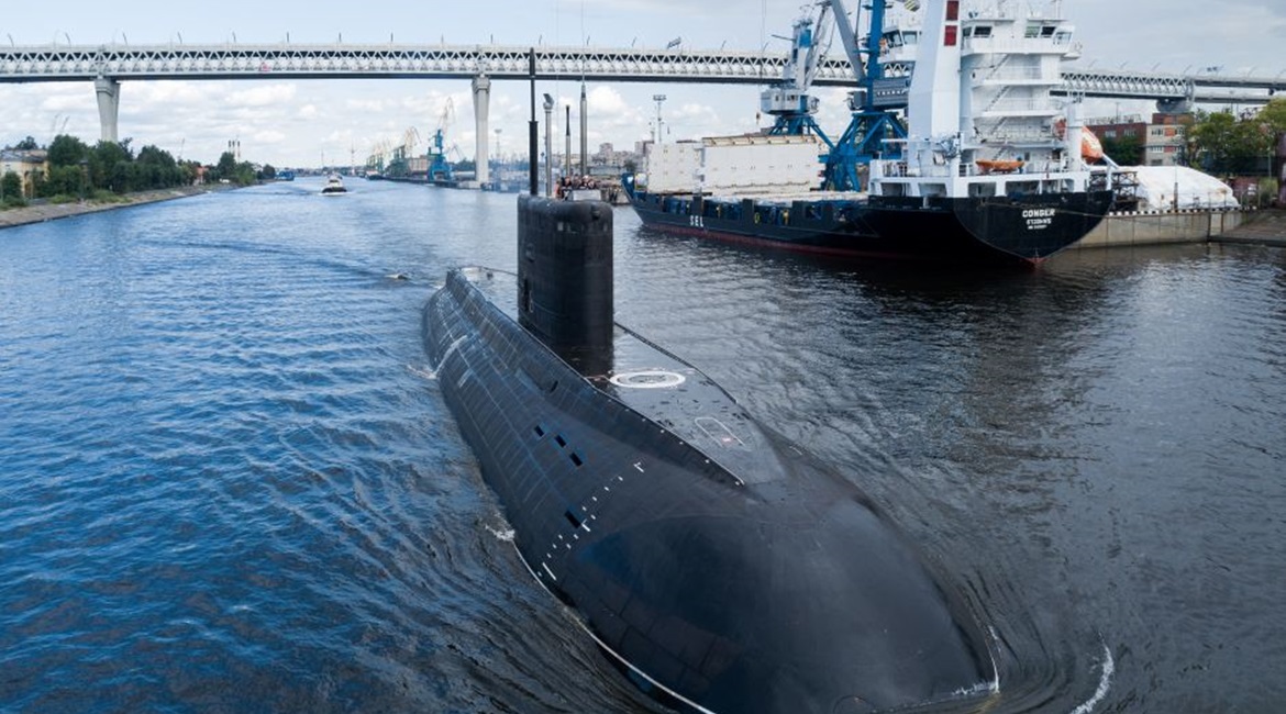 The first Project 636.3 submarine, 
        
         was laid on 28 July 2017 and launched on 28 March 2019.