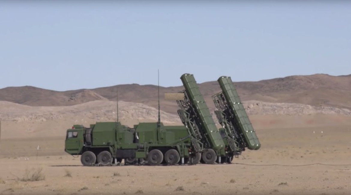 The FD-2000 is a technical analogue to the S-300 and is believed to borrow heavily from the Soviet design. The Uzbek procurement of the system diversifies the country's supply base away from Russia.