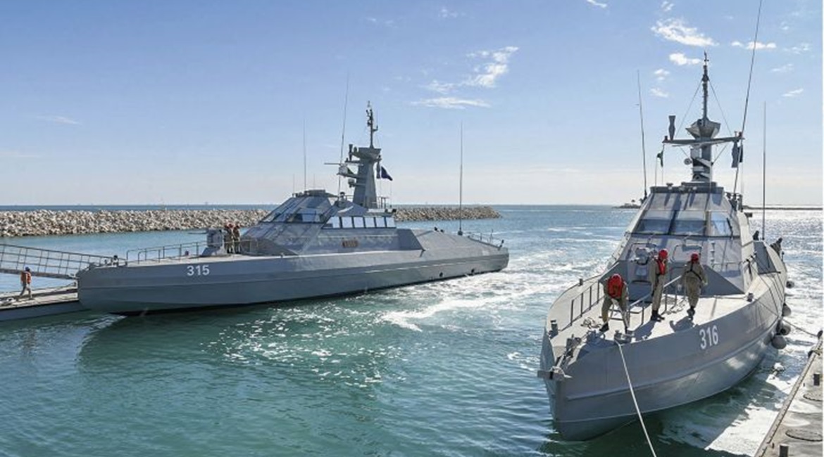 The RSNF's first two HSI32s at the Ras Mishab naval base.
