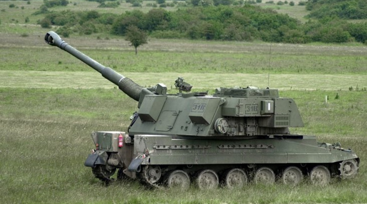The UK's DE&S has issued revised key user requirements for the MFP programme to replace the British Army's AS90.