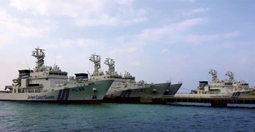 JCG Kunisaki- (ex-Kunigami) class patrol vessels at the Port of Ichigaki on 31 January. JCG vessels at Ishigaki are responsible for patrolling the waters around the disputed Senkaku/Diaoyu Islands in the East China Sea.