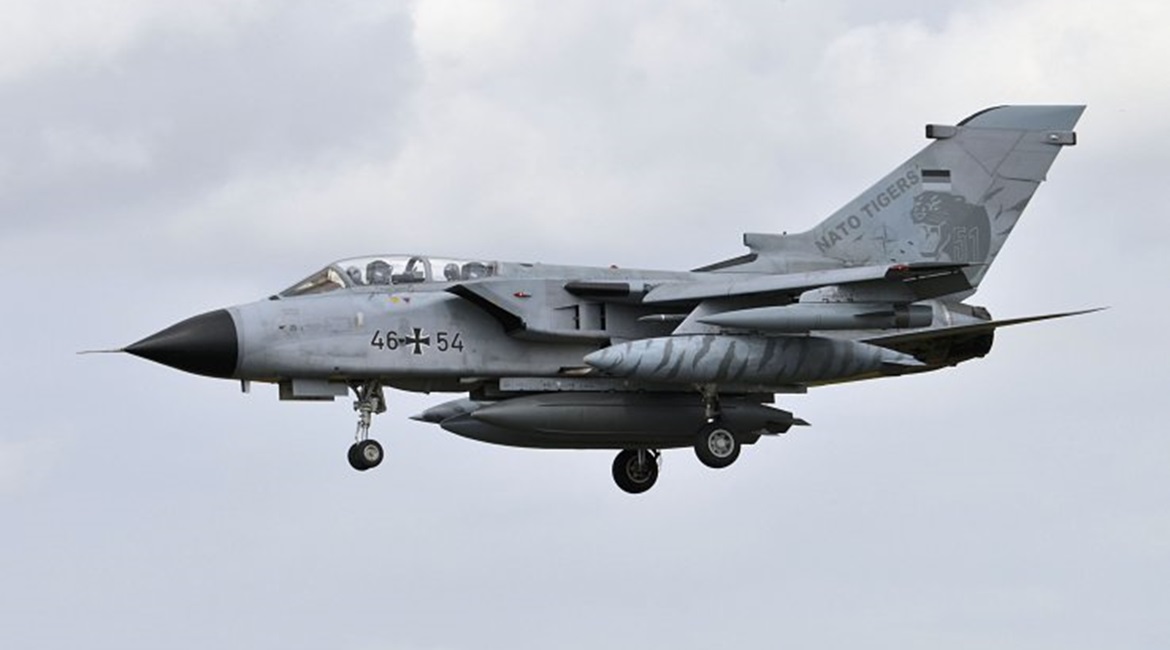 The Bundestag budget committee on 4 March approved EUR240 million for the digitalisation of the HUDs of Luftwaffe Tornados.