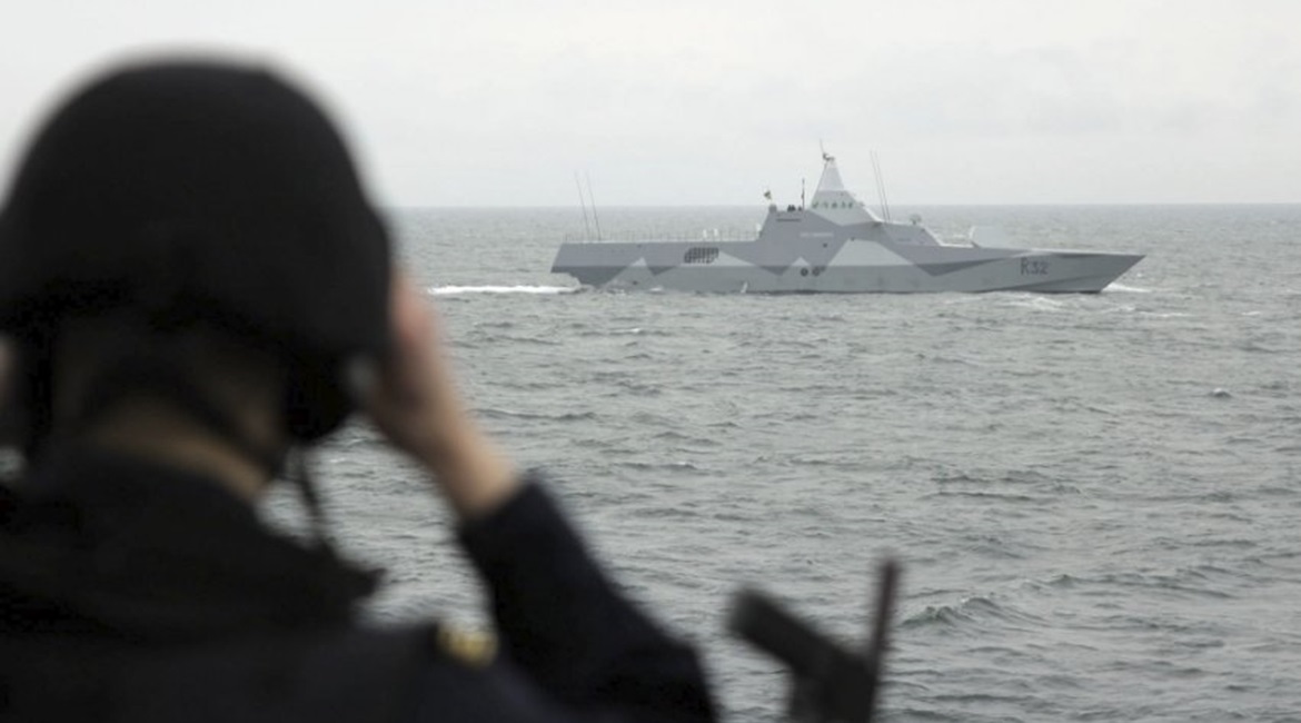 The Swedish and Finnish navies commanded each others' ships during a joint maritime situational awareness exercise in the Baltic Sea on 2-8 March (photo of Sweden's HMS 
        
         seen from Finland's FNS 
        
        ).