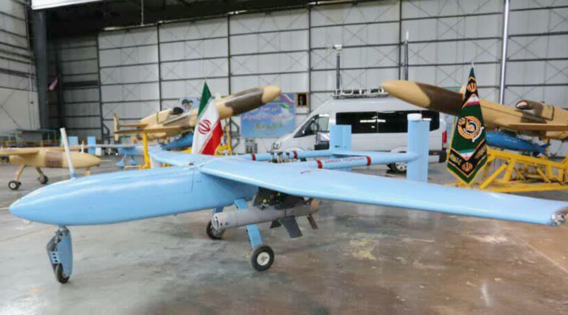 An Ababil-3 is seen carrying a Ghaem guided bomb. Two Karrars can be seen behind.