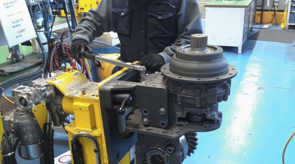 A Texelis employee working in full PPE to keep the company's production programme on schedule during the Covid-19 outbreak.