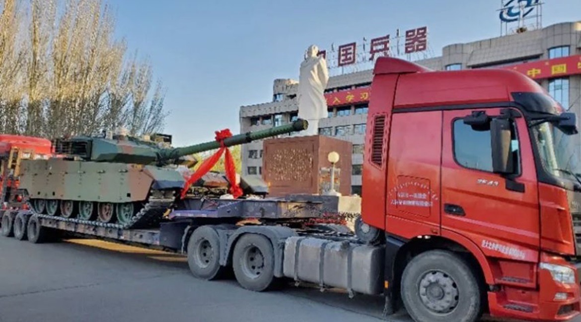 One of the two customised VT4s photographed leaving China's Inner Mongolia First Machinery Group on 20 April. The group did not reveal the identity of the customer.