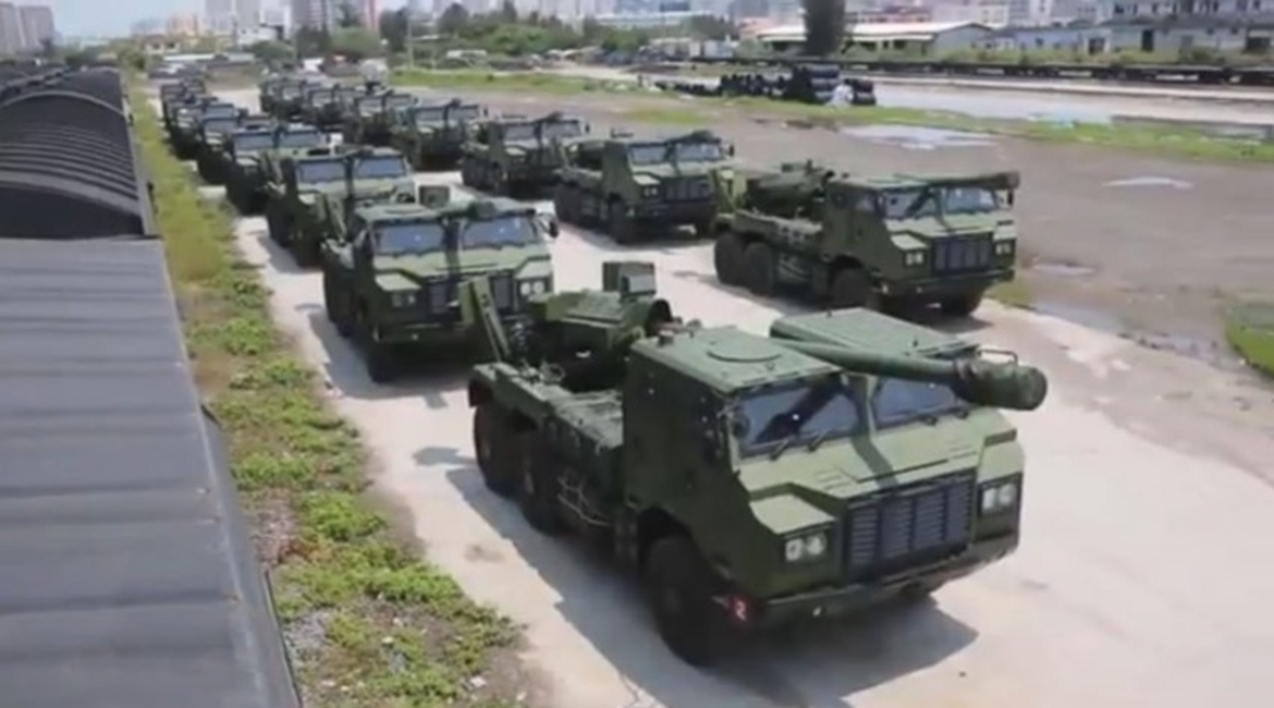 A screengrab from a CCTV 7 report shows at least 14 PLC-181 SPHs in service with a PLA artillery brigade in the Eastern Theatre Command.