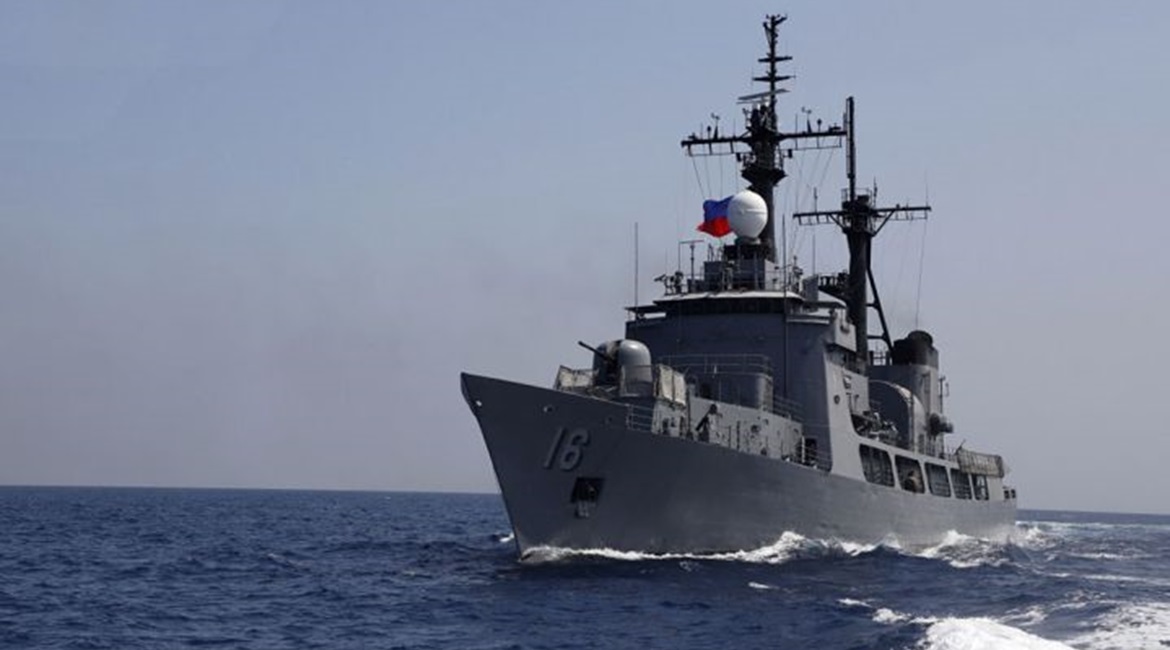 The PN's Del Pilar-class frigate BRP 
        
         returned to the southwestern Indian port of Kochi for repairs after a fire had broken in its main engine room on 7 May while en route back to the Philippines.