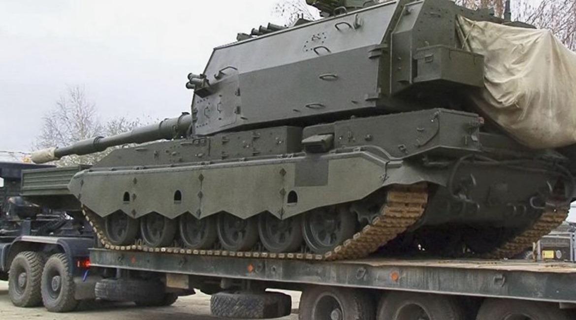 Delivery of one of the first 2S35s, which are often transported without the radars that are installed on the turret either side of the main gun for firing.
