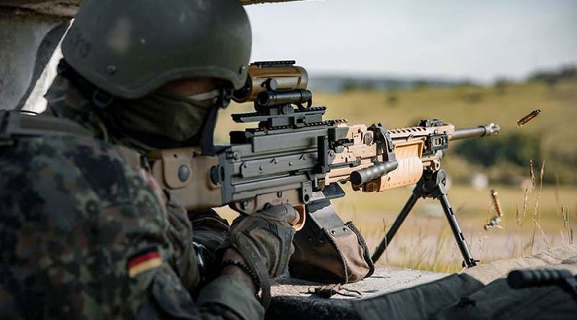 German paratroopers have tested the MG4 A3 machine gun for three weeks.