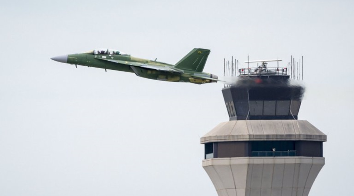 Boeing announced delivery of the first two Super Hornet Block 3 test aircraft to the US Navy on 17 June.