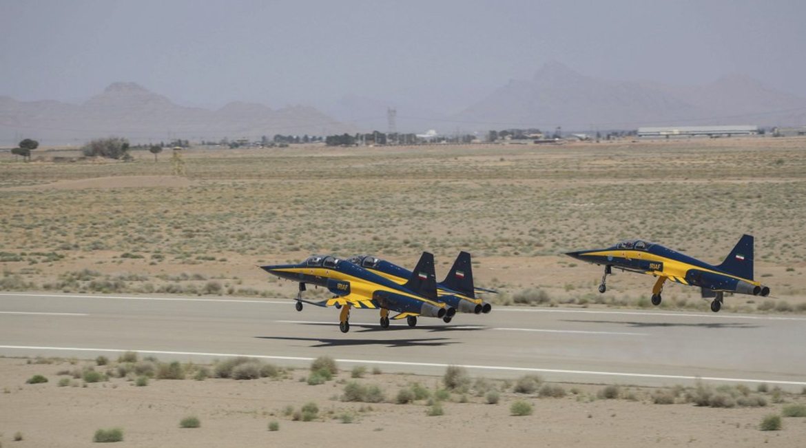 The three Kowsars take off together at HESA's Esfahan facility.