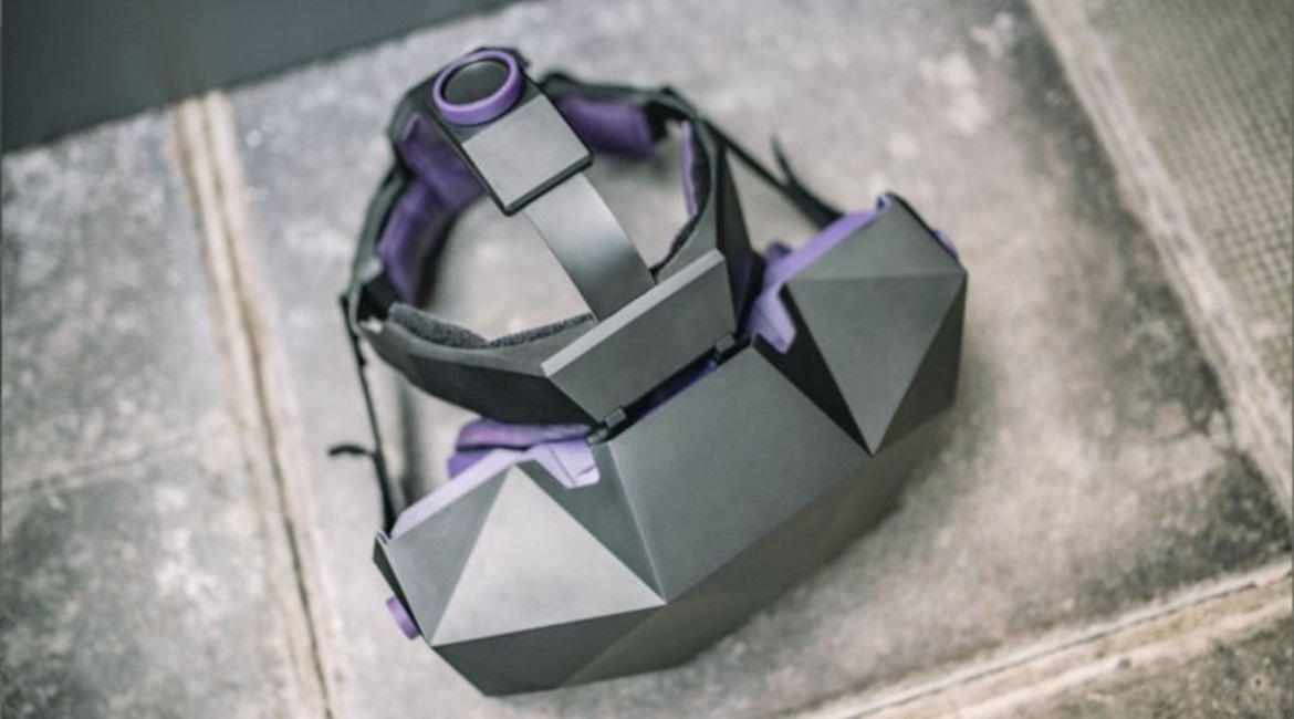 VRgineers XTAL VR training and simulation headset. Programme officials and US Naval Air Systems Command are developing a new variant that can replicate imagery resolution comparable to the human eye.