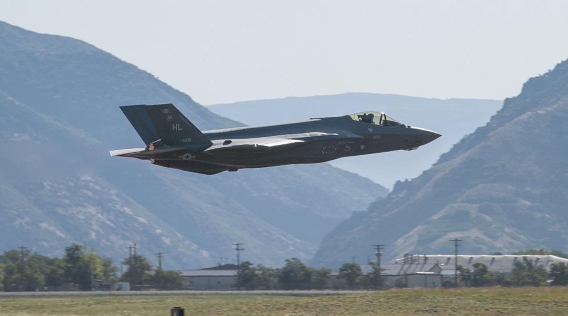 An F-35A begins a practice flight on 29 July 2020 at Hill AFB Utah. A former F-35 official said Lockheed Martin has had a poor spare part delivery rate since 2015 because the company was not performing a final quality check before the parts were delive...