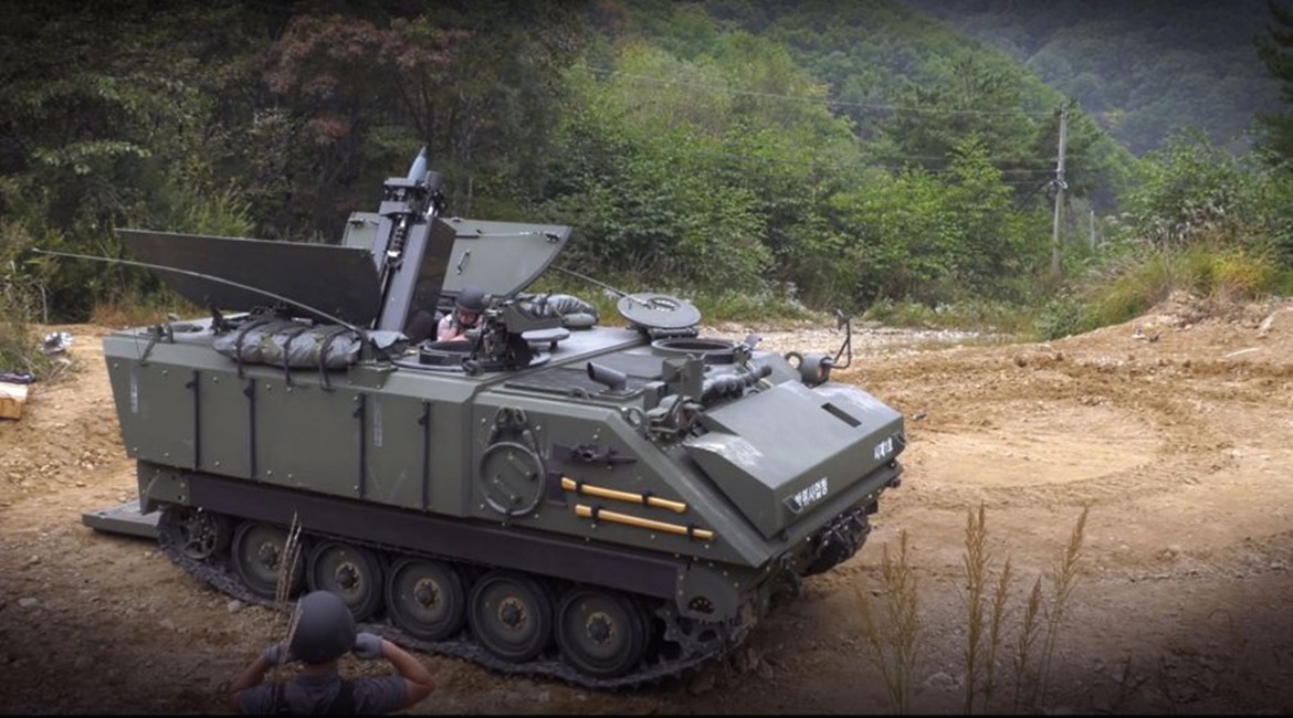 A screengrab taken from a 2019 DAPA video showing South Korea's new 120 mm self-propelled mortar system.