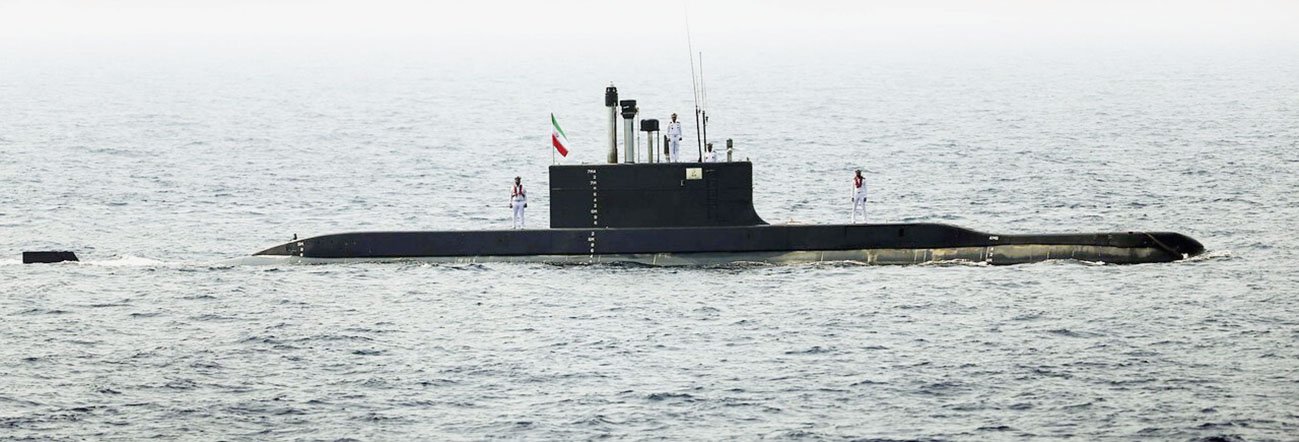 Fateh
is seen during the naval parade at the end of Exercise ‘Zolfaghar 99’ on 12 September.
(Islamic Republic News Agency)