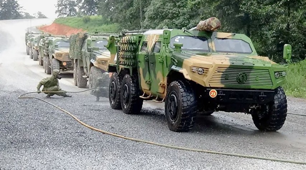 Chinese state-owned media released images on 29 September showing a new 122 mm CTL181A-based SPH alongside other CTL181A armoured vehicles in Yunnan Province. The vehicles, which took part in field tests in Yunnan Province, are seen here being decontam...