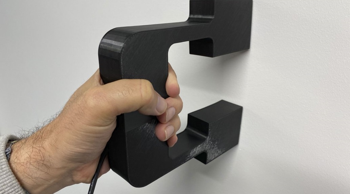 The SafeScan sensor was designed and developed by Iceni Labs using a number of civil developments and innovative solutions.