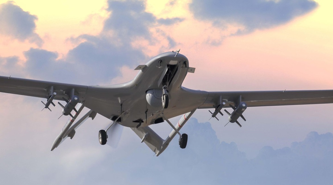 A Bayraktar TB2 UAV armed with Roketsan's MAM-L and smaller MAM-C laser-guided bombs.