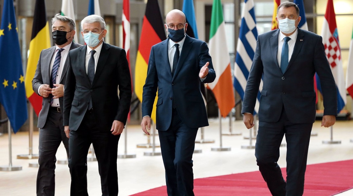 Chairman of the Presidency of Bosnia and Herzegovina Šefik Džaferovic (2nd from left) and members of the Presidency of Bosnia and Herzegovina Milorad Dodik (right) and Željko Komšic (left) meet President of the European Council Char...